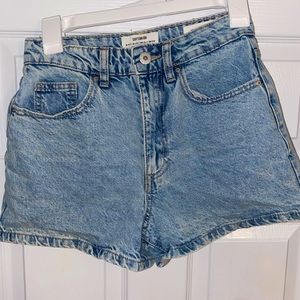 Cotton on high rise mom shorts!